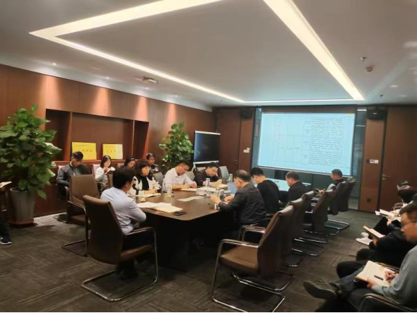 10.27市產業集團黨委召開理論學習中心組擴大會傳達學習全省領導干部會議精神142.png